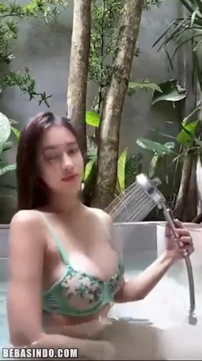 Watch Bokep Indo Skandal Syra Mariz Model Cantik Syralava