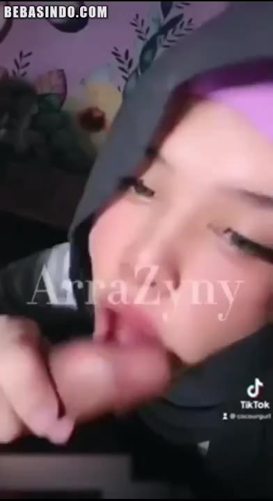 Watch Bokep Indo ARRAZYNY Hijab Sepong Kontol Dildo