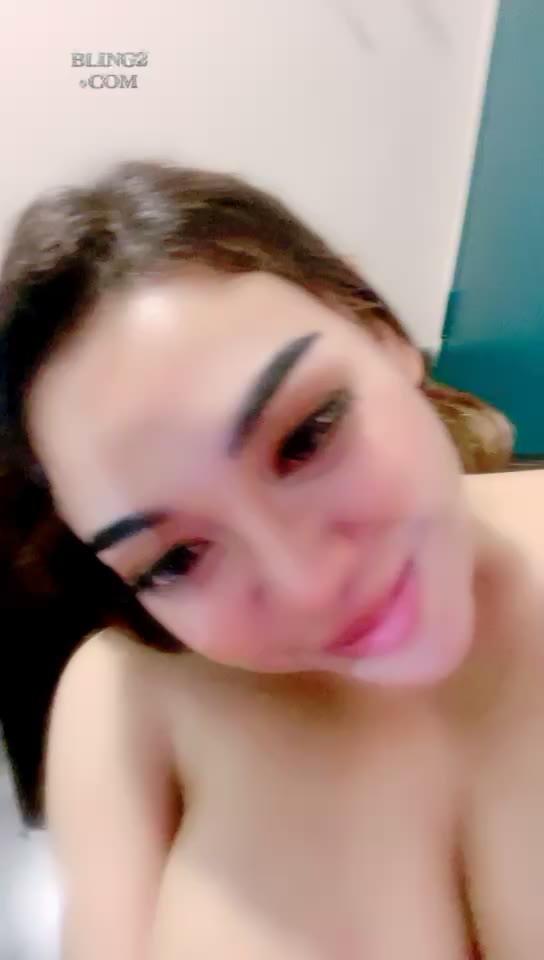 Watch Miss Mega Ratu Squirt BLING2 Muncratin Teros Beb