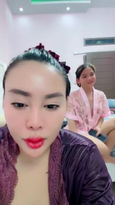 Watch Live Show Mami Kina 8