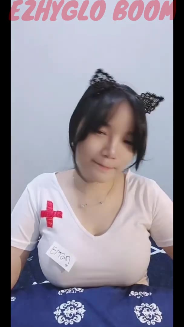 Watch COSPLAY MERAWAT KAMU