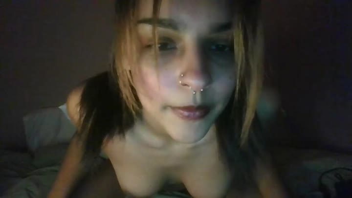 Watch chaturbate goodgirljewels 202312160411