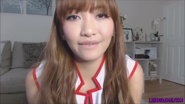 Watch MissReinaT – Naughty Asian Nurse