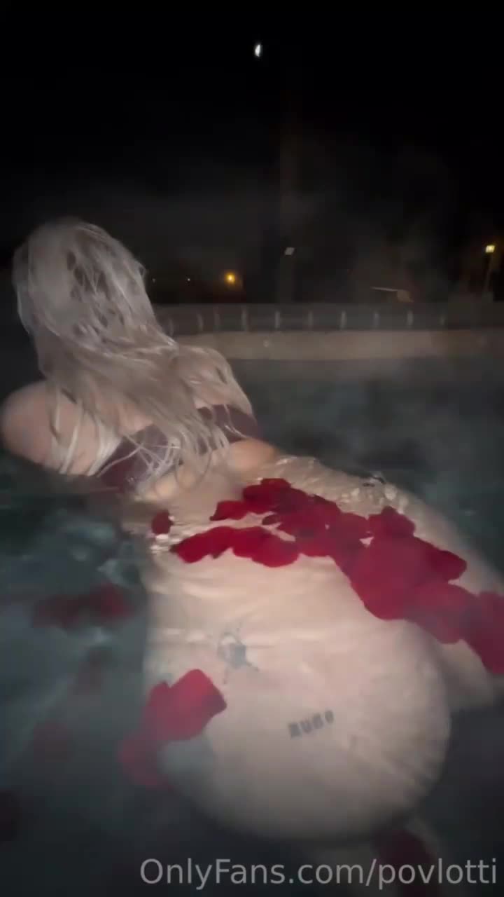 Watch Povlotti aka Ally Lotti leaks sex tape take a hot bath naked
