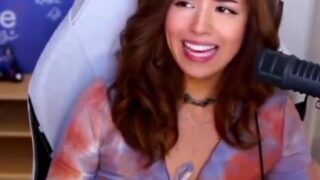 Pokimane nipslip