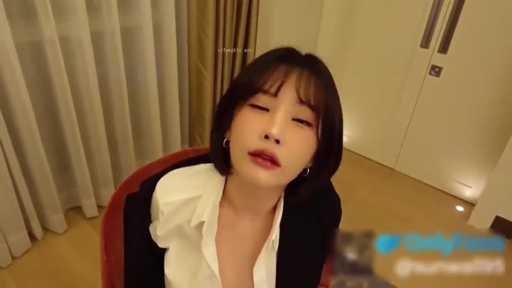 Watch Sunwall Petite Korean Slut Onlyfans Leak 4