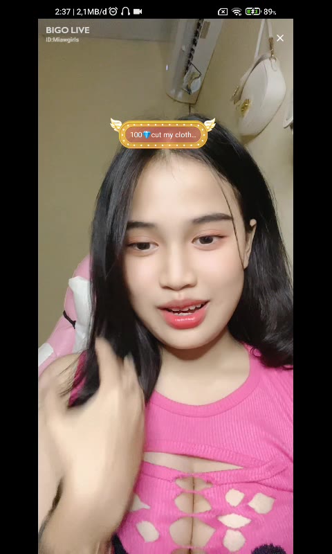 Watch Assa sexy live wardrobe malfunction