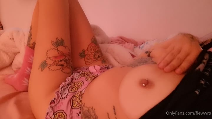 Watch flewwrs Onlyfans Leaked Video 15