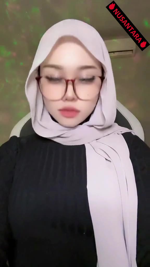 Watch Sensual Amirah Insyirah on Bigo Live