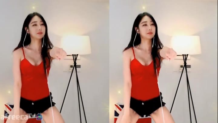 Watch BJ Lee Sohwa MotorBike Shake EDM dance