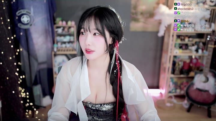 Watch Twitch-sooflower-20240211151504