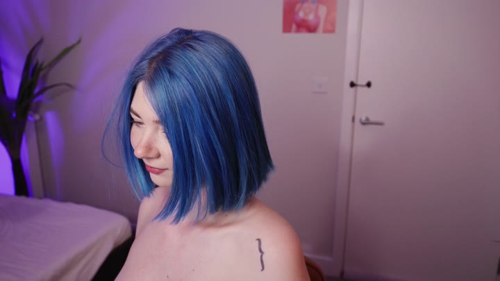 Watch chaturbate vixenp nude busty camgirl