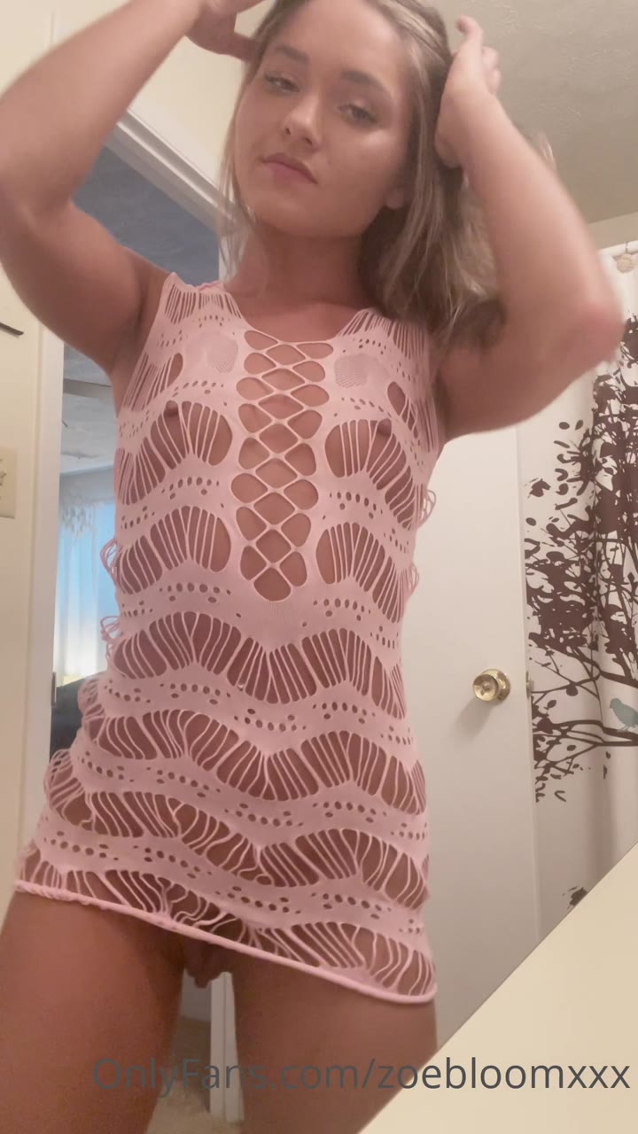 Watch Zoe Bloom Hot Onlyfans Leaked Video 13
