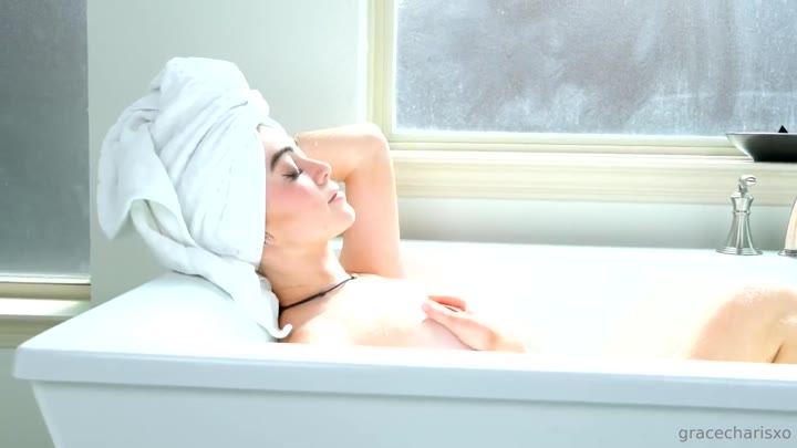Watch ing Beauty Onlyfans Leak
Grace Charis – Leaked Bathing Beauty