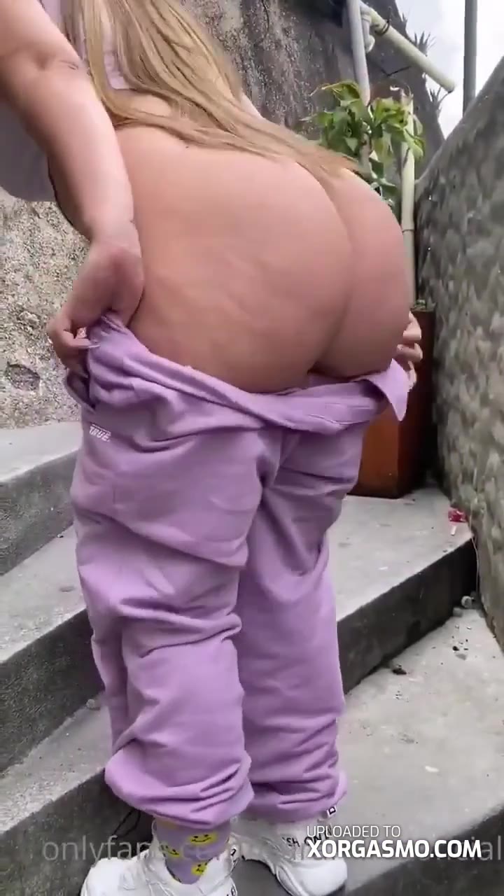 Watch Isabela Ramirez Naked in Public