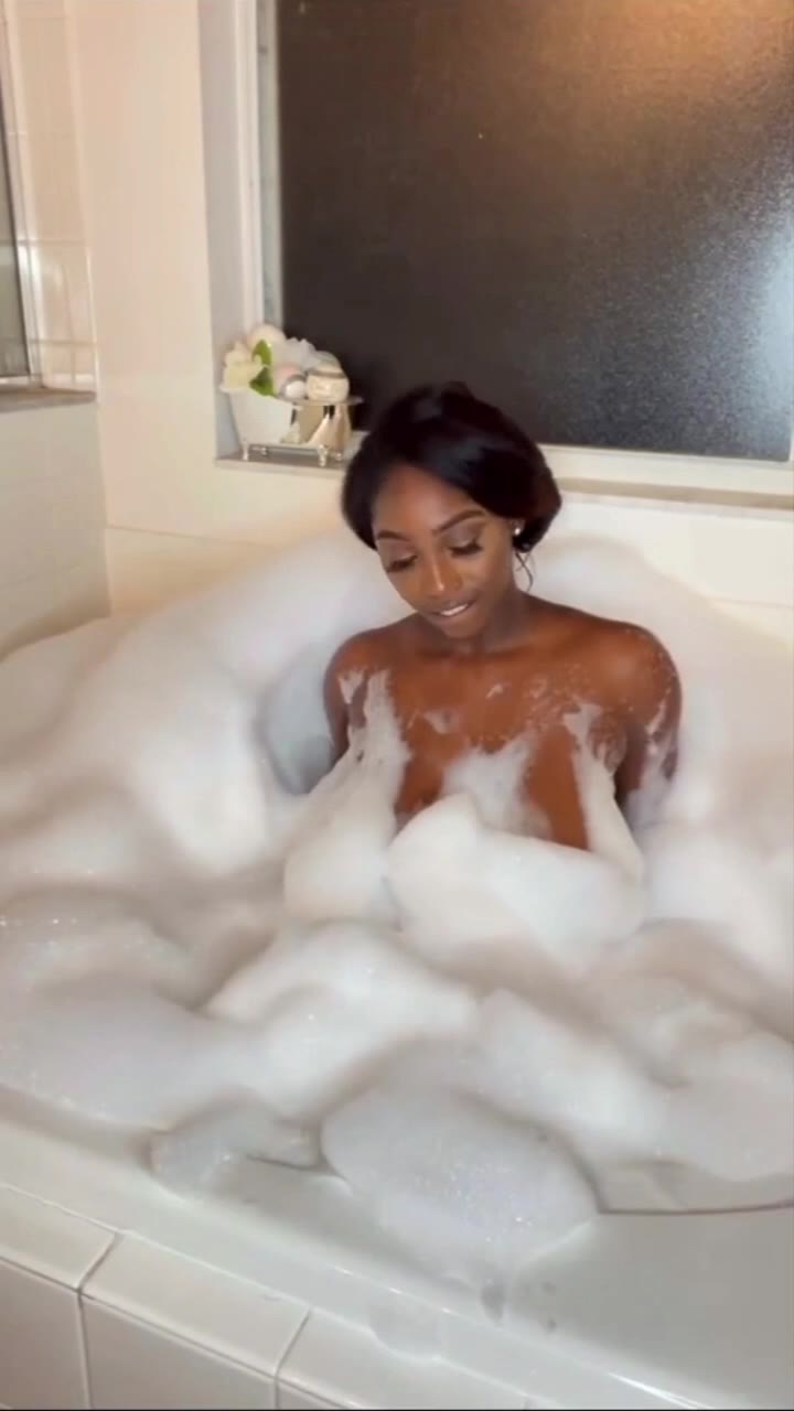 Watch Ellie The Empress Busty Ebony Onlyfans Leak 9