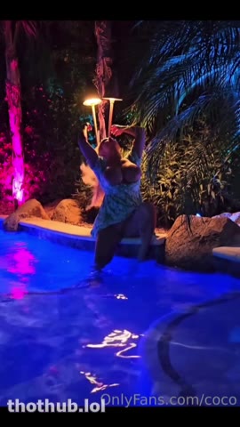 Watch Nicole CoCo Austin Nude Swimming Pool Striptease