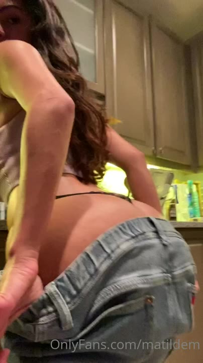 Watch strip leak
Mati Marroni’s Seductive Kitchen Strip Leak
