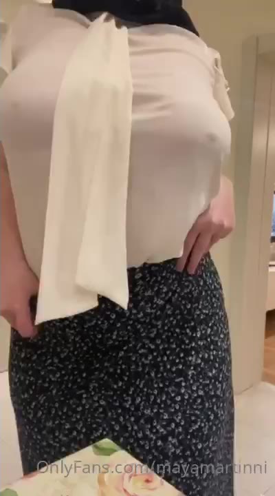 Watch Mayamartinni Teases with Seductive TT Dance