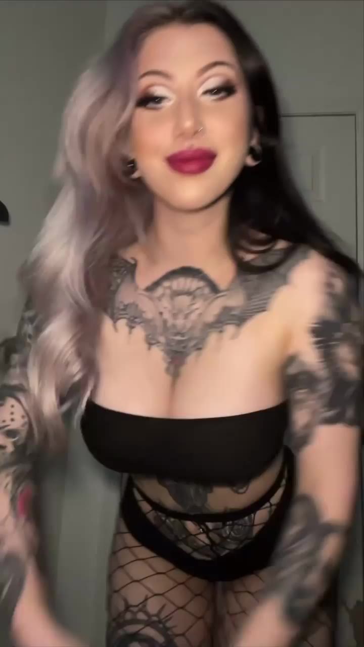 Watch ravengriim Leaked Video Show Body