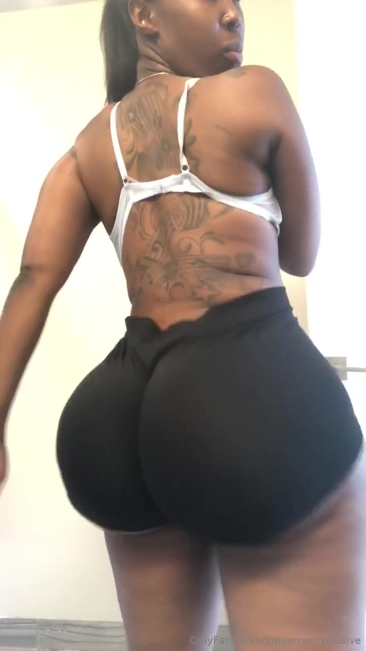 Watch Model Ebony Teases with Massive Assets