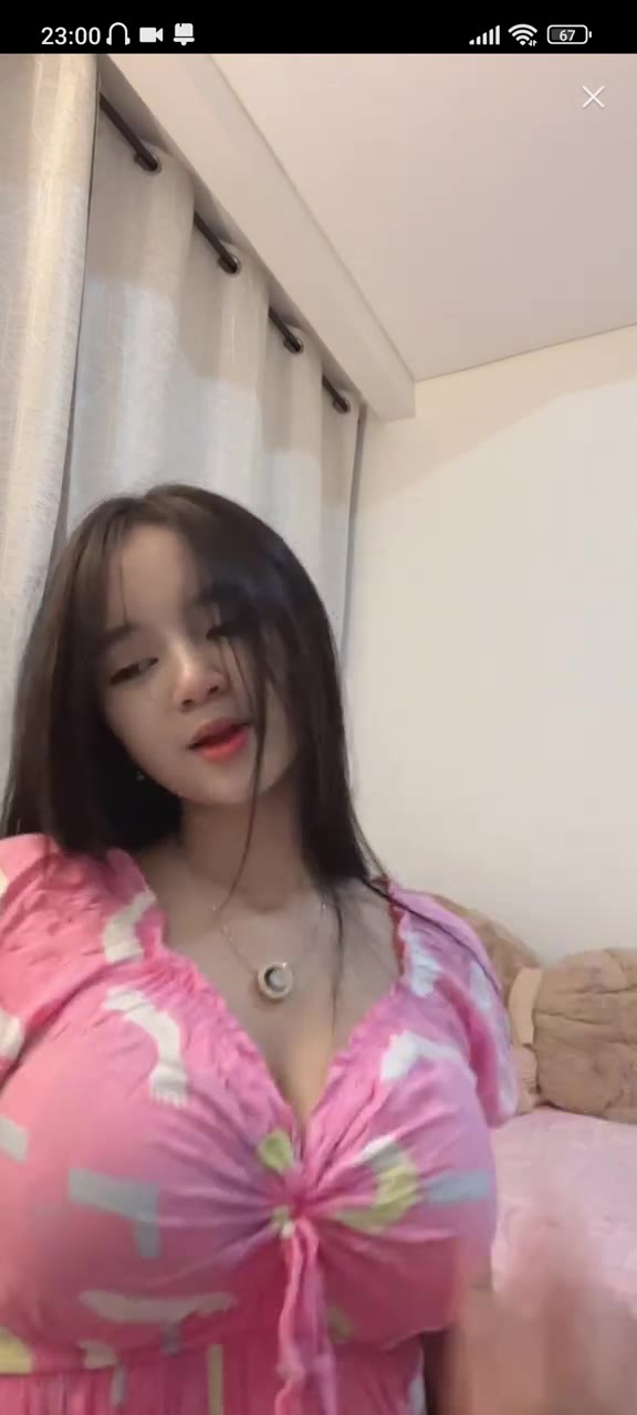 Watch Bigo Live Hot Kienzy Bikin Gregetan Pengen Megang