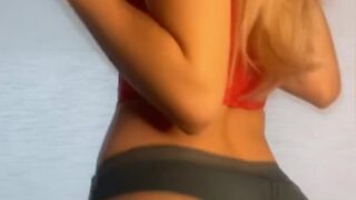 Ashley Schultz Onlyfans Sexy Lingerie Tease Leak Video