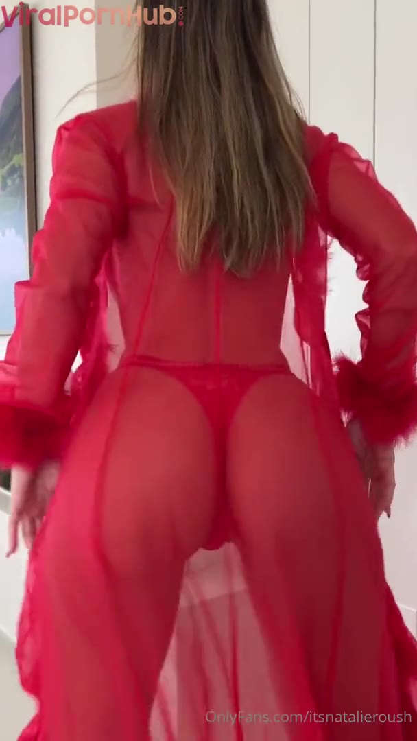 Watch Natalie Roush Topless Red Outfit Video Leaked