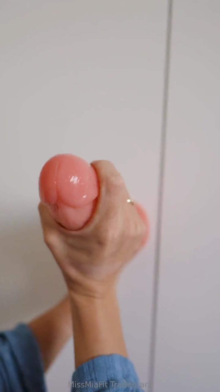 Watch MissMiaFit Nude Dildo Try On OnlyFans Video Leaked