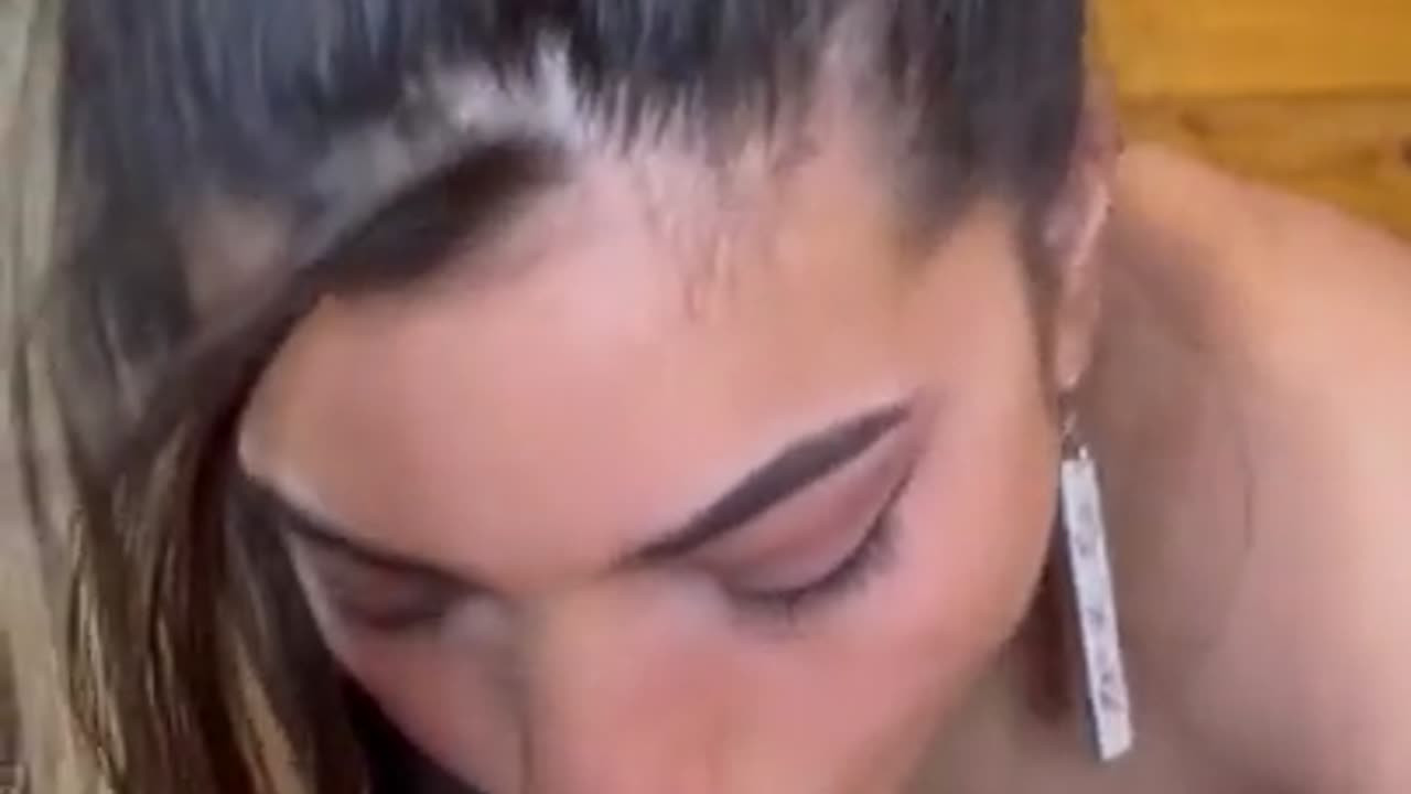 Watch Wandapottss Masturbates And Then Fucks Her Boyfriend