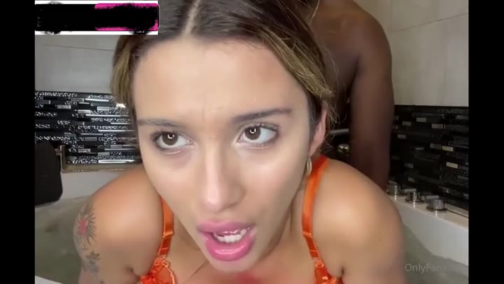 Watch Jackiebabigirl BBC Fucked in Bathub