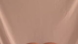 ElizaLuv Sexy Asian babe Masturbating While Showing Her Curvy Booty onlyfans Video