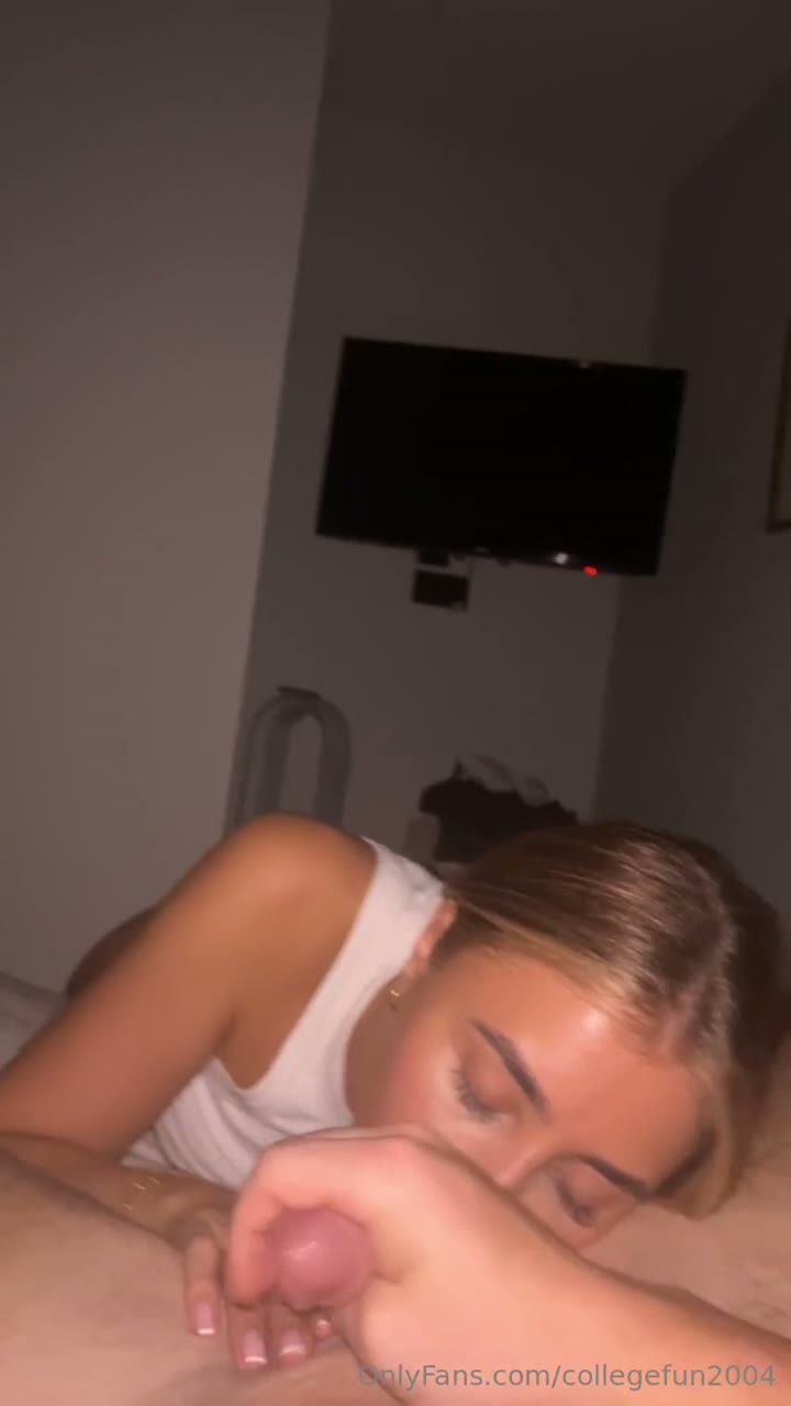 Watch Lillian Phillips POV Fuck Sex Tape