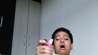 Gaucha nerd AKA Hathorgoddex Vibrates Her Black Pussy And Finger