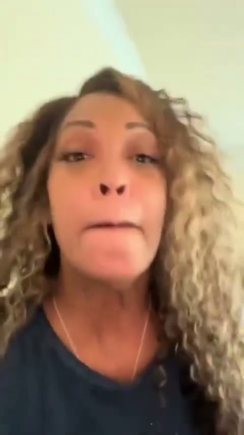 Watch Former NBA Player Joe Smith’s Wife Kisha Chavis Ripped to Shreds for Secret OnlyFans Account!!! Omg…