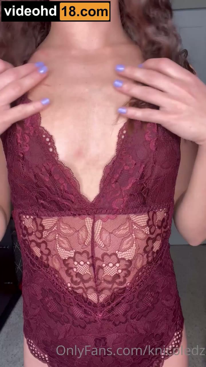 Watch Knicoledz New Video Onlyfans Leaked – Teasing Big Boobs